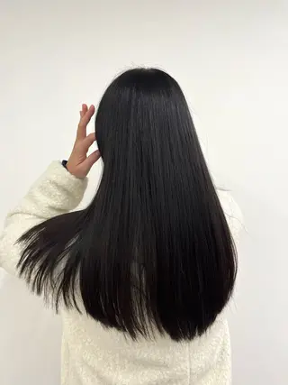 ロング 阪本 桃のヘアスタイル