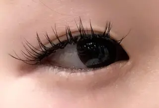 マツエク・マツパ 岡田詩織 MODE Ks松原店のヘアスタイル