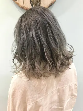 セミロング カラー 佐藤 魁人のヘアスタイル