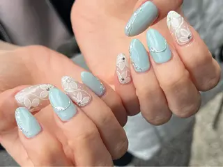 ネイル Revia所属・Revia おおだちあやなのネイルデザイン