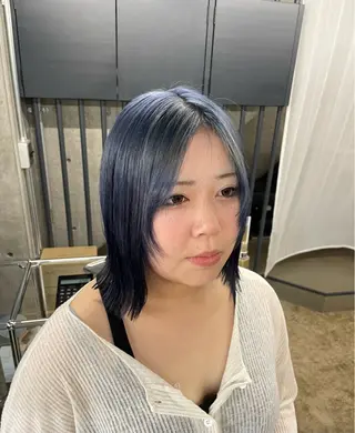 ミディアム カラー ボブ/透明感カラー EMIRIのヘアスタイル