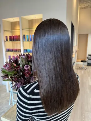 ロング カラー 井崎 史帆のヘアスタイル
