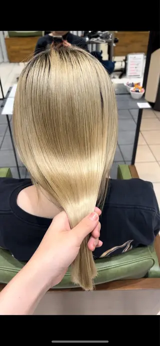 ロング 中村 彩奈のヘアスタイル