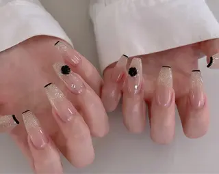ネイル クイーンズネイル銀座所属・Queeens nailのネイルデザイン
