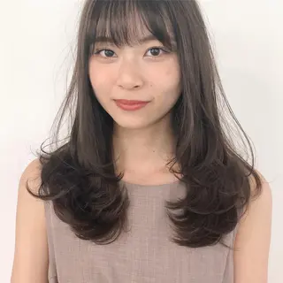 ロング カラー ヘアアレンジ 榎園 由美のヘアスタイル