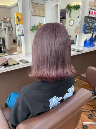 ミディアム カラー Well's TAIGAのヘアスタイル