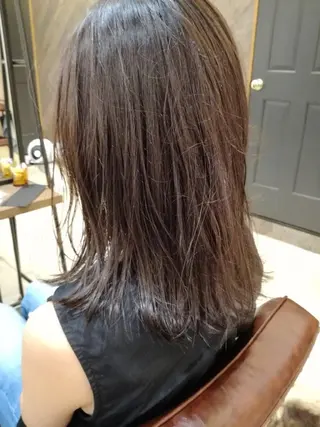カラー パーマ ヘアアレンジ メンズ ネイル キッズ マツエク・マツパ セミロング 中津No.1髪質改善 店長✨透ける暗髪のヘアスタイル