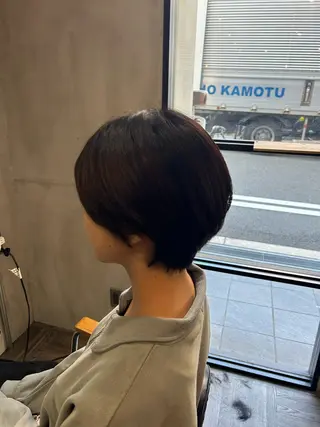 ショート lafith hair noa上新庄所属・かじももな｜パーマ ｜透明感カラー🤍のヘアスタイル