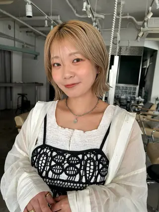 ミディアム FILMS柏店所属・宮本 悠利のヘアスタイル