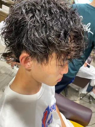 パーマ 中本 竜聖のヘアスタイル