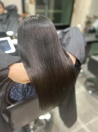 ミディアム 美髪矯正 Rioのヘアスタイル