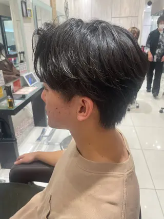 パーマ メンズ EARTH 山﨑龍馬のヘアスタイル