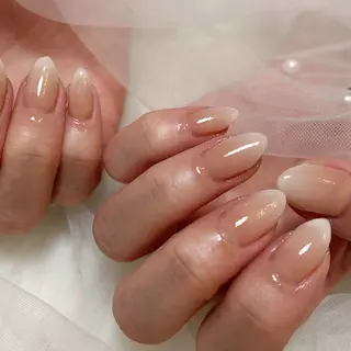 ネイル EmaNail天満橋店所属・EmaNail Risaのネイルデザイン