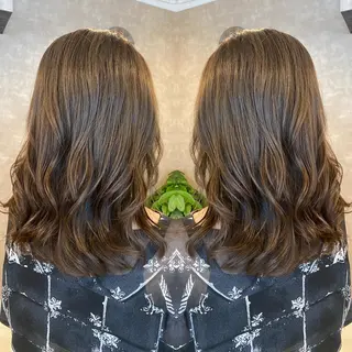 セミロング カラー tocca 💜石田愛結💜のヘアスタイル