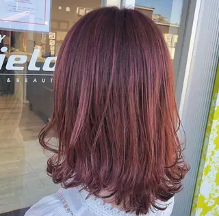 カラー トレンドヘア🌿 chinariのヘアスタイル