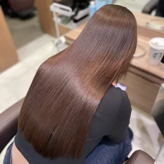 ロング カラー 崎山 紗吏のヘアスタイル