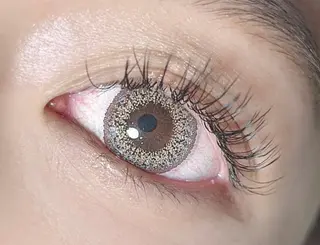 セミロング カラー パーマ ヘアアレンジ メンズ キッズ ネイル マツエク・マツパ アイブロウ apopi's所属・真夜中のまつ毛 APOPI'Sのマツエク・マツパデザイン