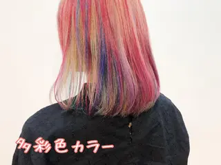 ミディアム カラー タカハシ ハヤトのヘアスタイル