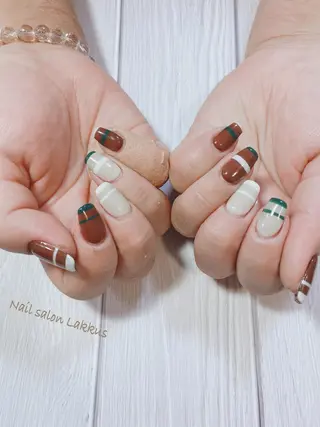 ネイル Lakkus T－CHIのネイルデザイン