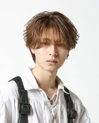 メンズ 🔥パーマで大人な色 気🔥BLUCK札幌のヘアスタイル