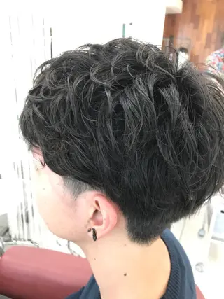 ミディアム 山口 篤志のヘアスタイル