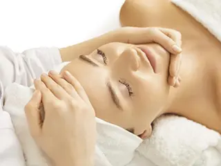 Belsia千歳烏山 ピーリング&眉毛のエステ・リラクイメージ