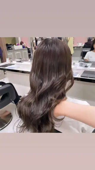 セミロング うる艶トレンドヘア 🕊️上野BABYのヘアスタイル