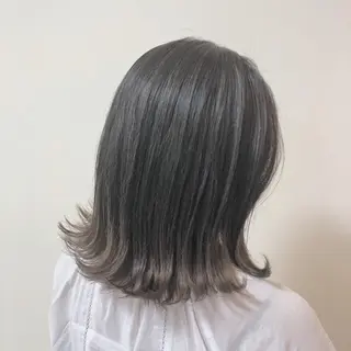 ミディアム カラー 【スタイリスト】此木 裕菜のヘアスタイル