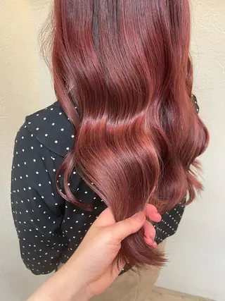 カラー PUUR所属・🍒鈴木 エミリ🍒のヘアスタイル