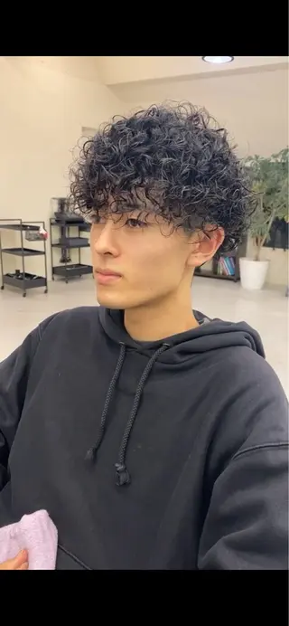 ショート パーマ 7Bridge所属・ハッシュカット 小西貫太のヘアスタイル