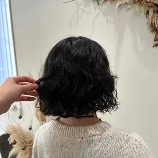 パーマ 岩本みるか/ 暖色カラー/ベージュのヘアスタイル