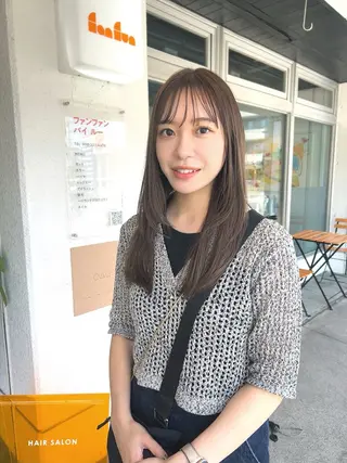 セミロング 透明感カラー 暖色shihoのヘアスタイル