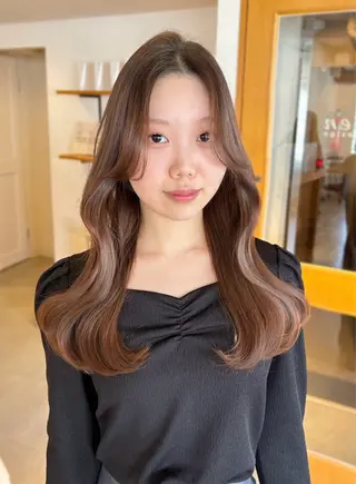 ロング 女性専用サロン iiro所属・【レイヤー/似合わせ 】Hina🎀のヘアスタイル