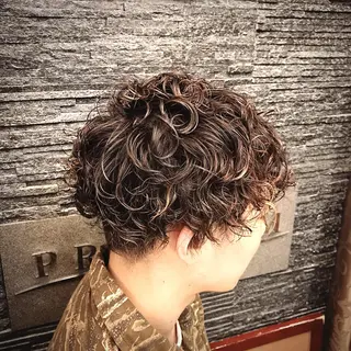 ミディアム パーマ メンズ 山田 哲平のヘアスタイル