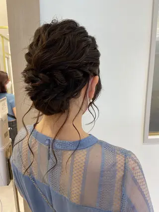 セミロング ヘアアレンジ マツザキ チナツのヘアスタイル
