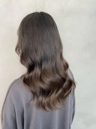 ロング カラー マンツーマン施術🌷 透明感/HIKARIのヘアスタイル