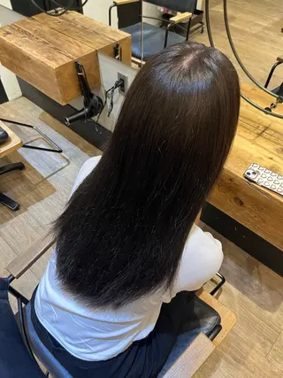 ロング カラー 屋形 咲也のヘアスタイル