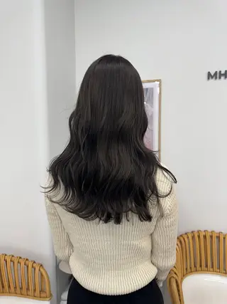 ロング 透明感カラー🫧⌇ 青🫐🩵のヘアスタイル