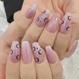 ネイル LE REVE Hinaのネイルデザイン