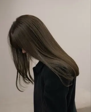ロング パーマ 🌀パーマ ･ストレート/リリアのヘアスタイル