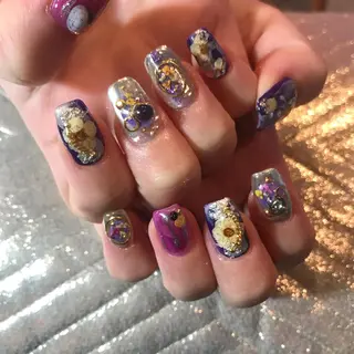 ネイル キラキラ オメメのネイルデザイン