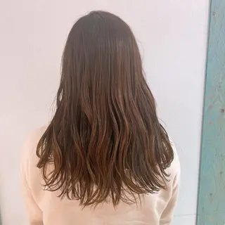 ロング カラー 栗原 瑠世のヘアスタイル