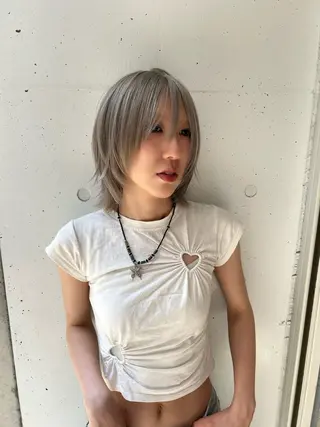 ショート colorlist 🖤SARASAのヘアスタイル