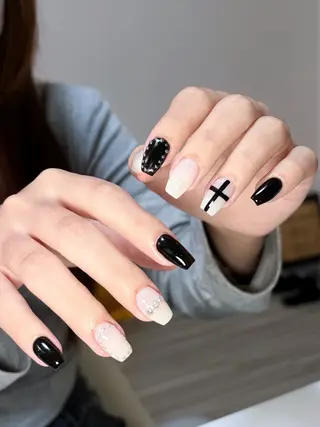 ネイル Cleopatra  Nail Salon所属・Cleopatra ♡ルナのネイルデザイン