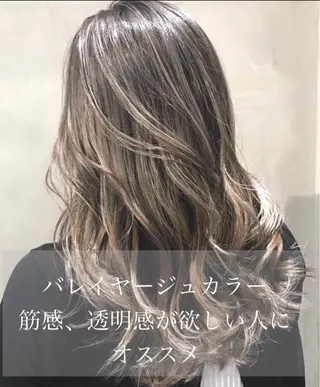 ロング カラー DX SHARE SALON SHIBUYA所属・AKI アキのヘアスタイル