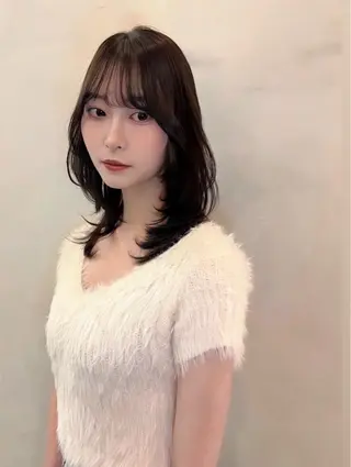 ミディアム YUI / LbyHOMEのヘアスタイル