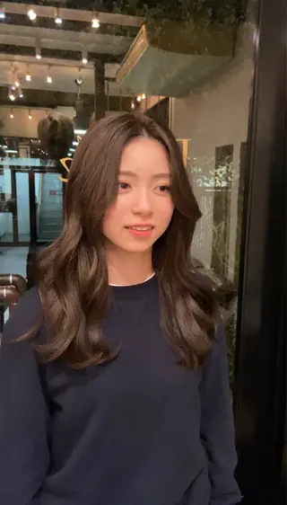 ロング ダメージレス美容師 🌱水島侑理のヘアスタイル