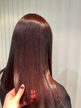 セミロング カラー 伊藤 杏奈のヘアスタイル