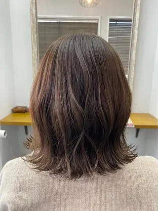 ミディアム かなざわ みかのヘアスタイル