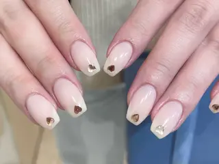 ネイル Tsuki🌙/渋谷 /パラジェルのネイルデザイン